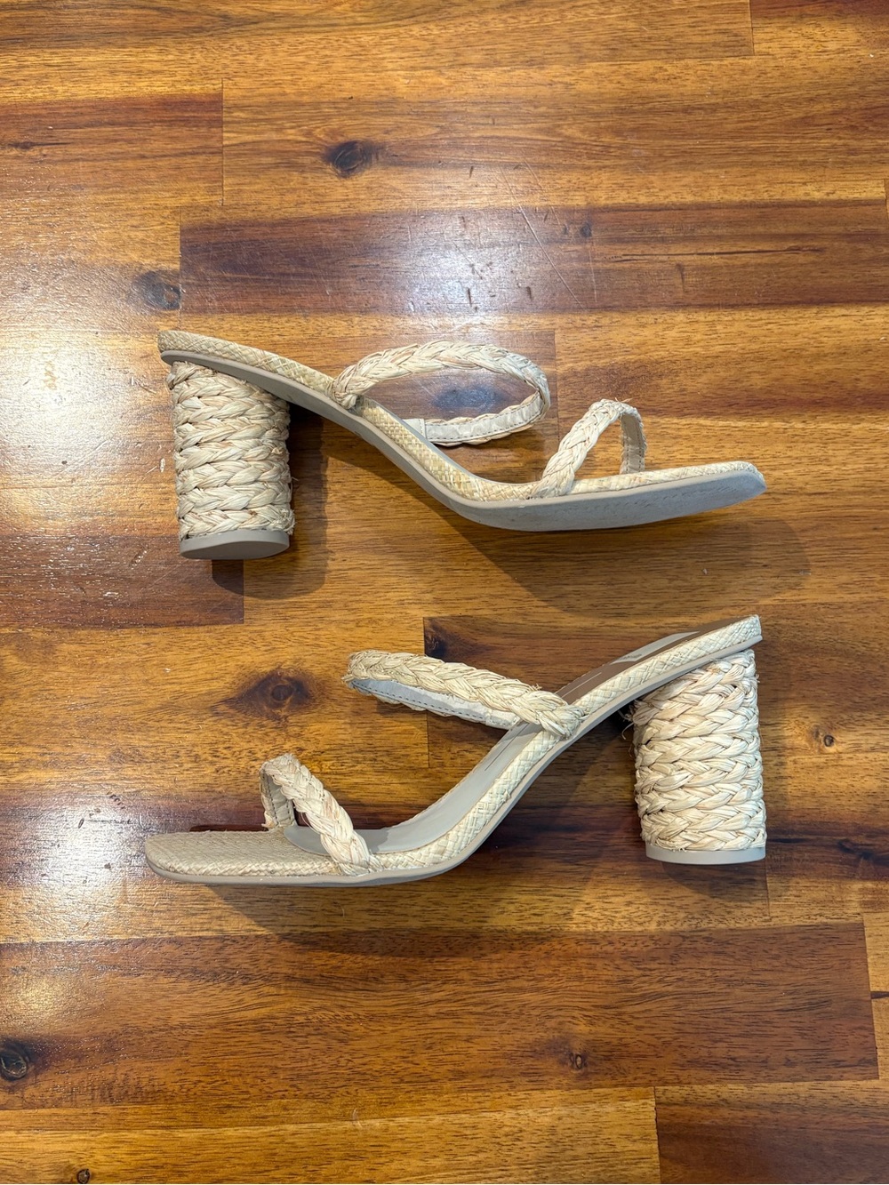 Dolce Vita Noles Raffia Heel